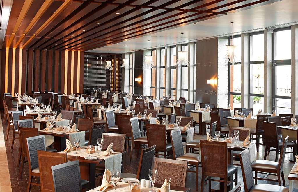 Real Marina Residence Olhao Restaurant photo
